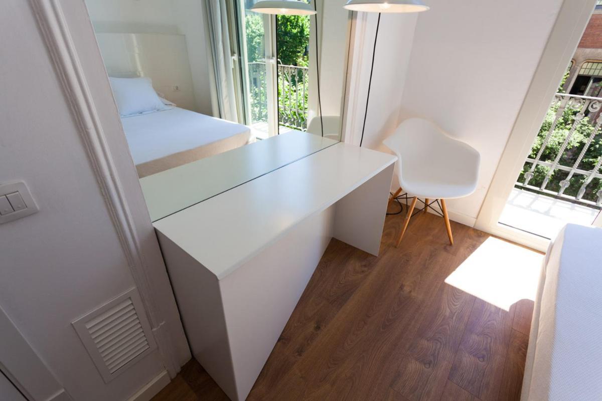 Hostal Argo Βαρκελώνη Εξωτερικό φωτογραφία